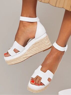 Hermes White Leather Ankle-Strap Sandals